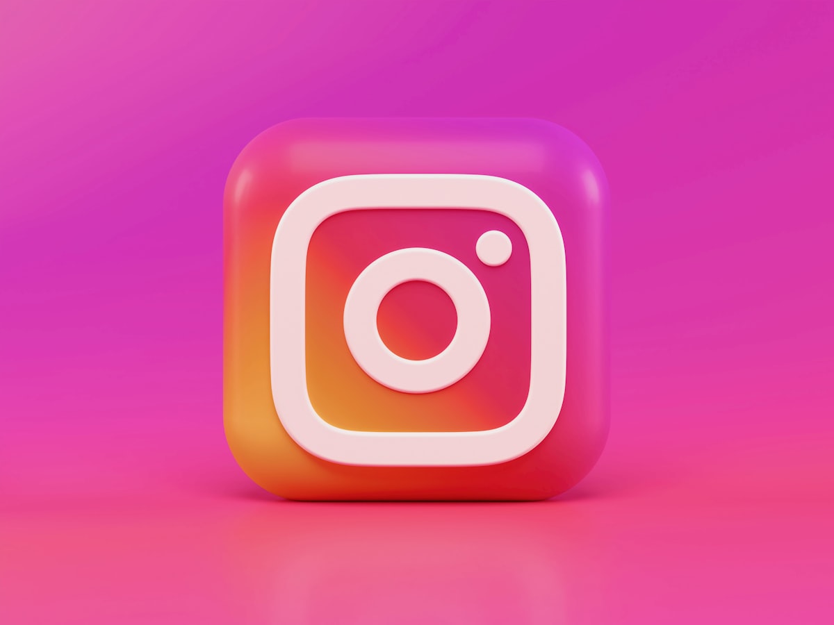 Social media marketing content displayed on mobile devices